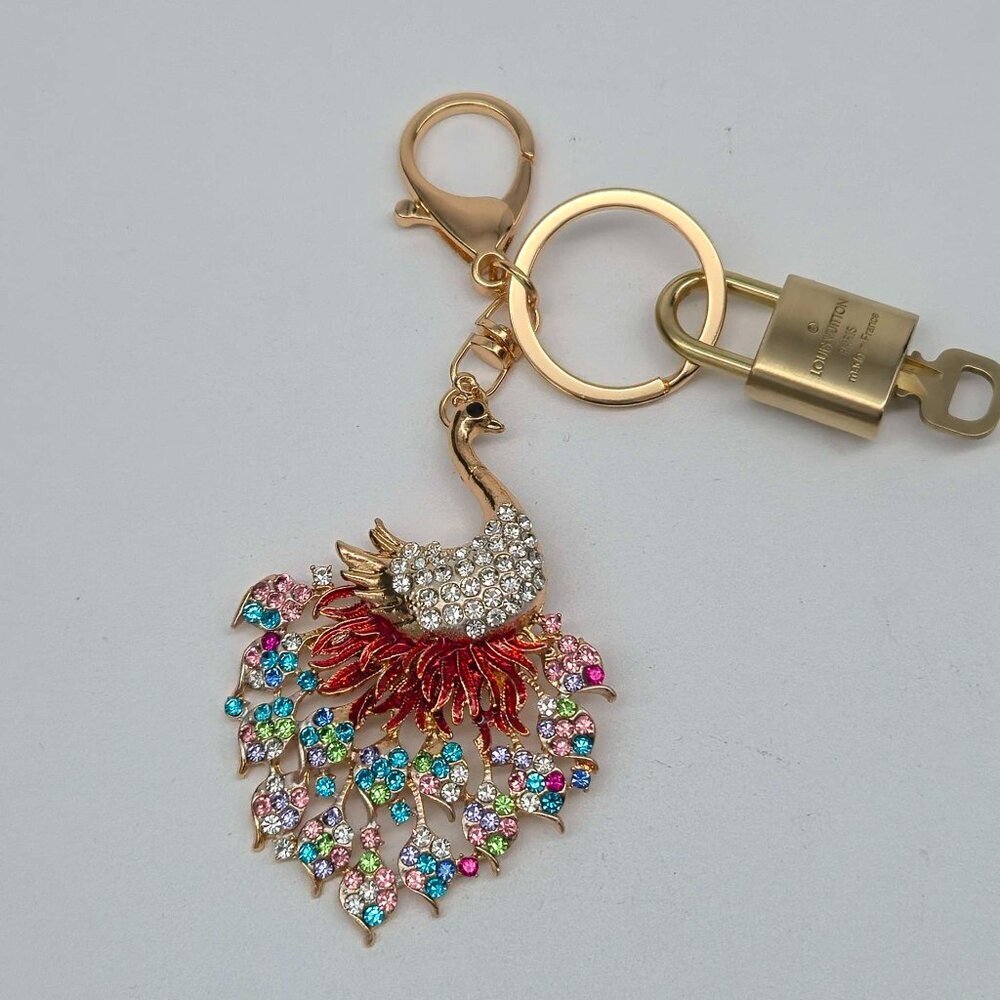 Louis Vuitton Gold Lock 🔑 Authentic LV Padlock + Bag Unbranded Peacock Charm - Picture 7 of 10